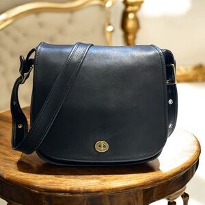 Vintage Coach NYC Stewardess 9525 Purse - Genuine Black Leather Designer Bag